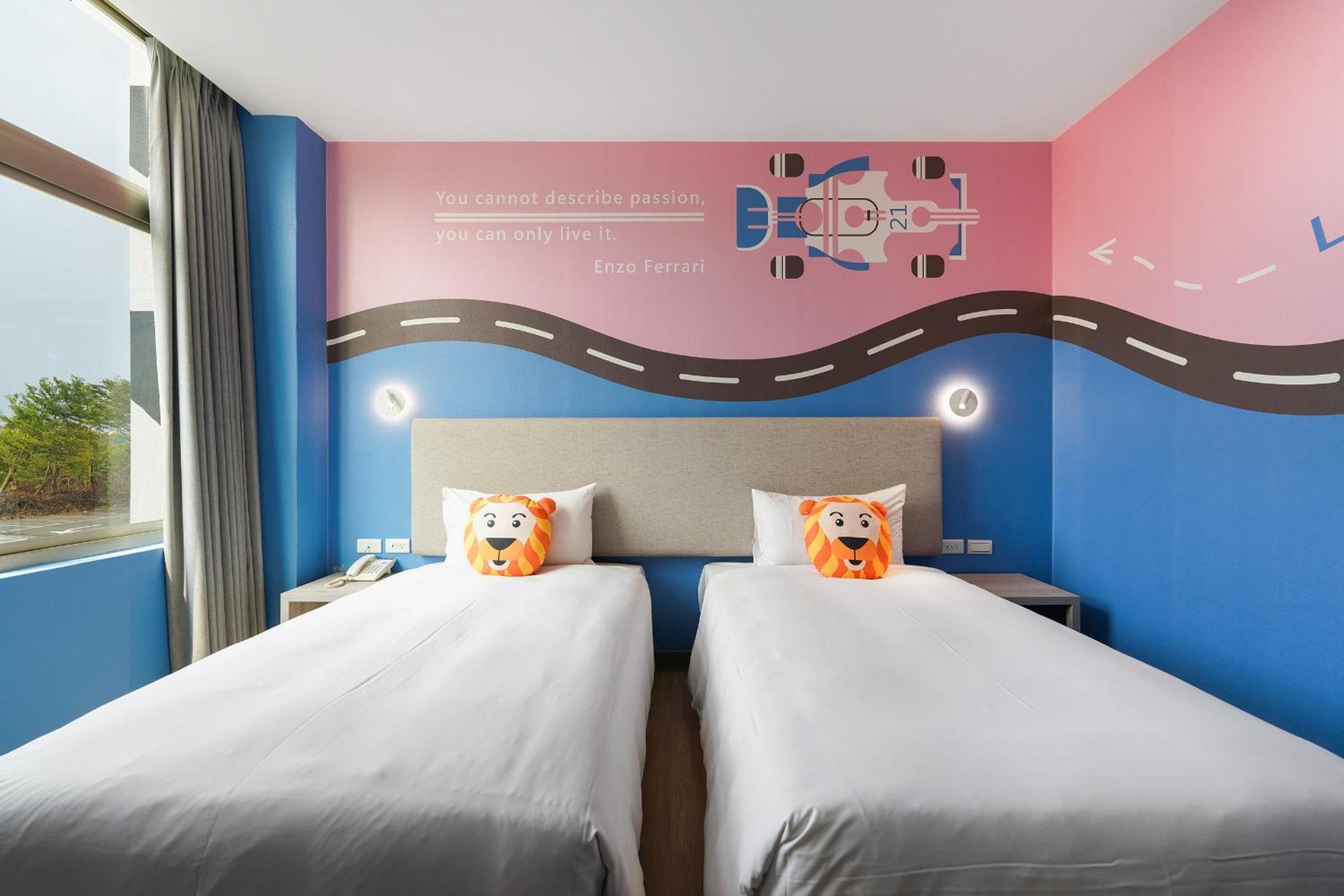 Holiday Garden Hotel Skm Park Kaohsiung Eksteriør bilde