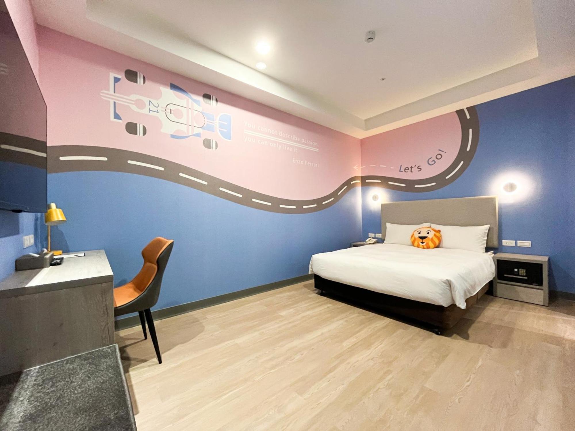 Holiday Garden Hotel Skm Park Kaohsiung Eksteriør bilde